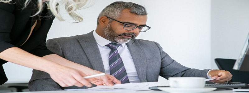 legal advisor in Dubai